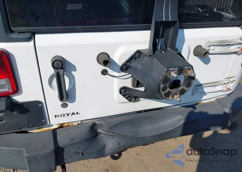 2011 Jeep Wrangler Unlimited Sport из США, поврежденный, VIN 1J4BA3H12BL598298